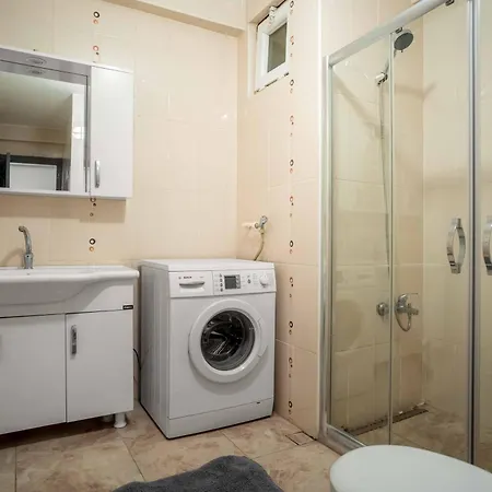 Bright & Spacious 3br Apt. In Center Of Besiktas Isztambul