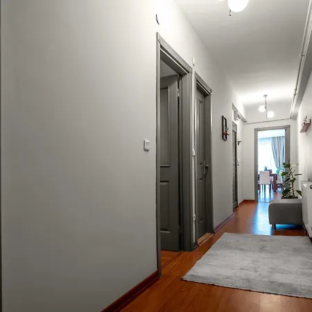Апартаменты Bright & Spacious 3br Apt. In Center Of Besiktas